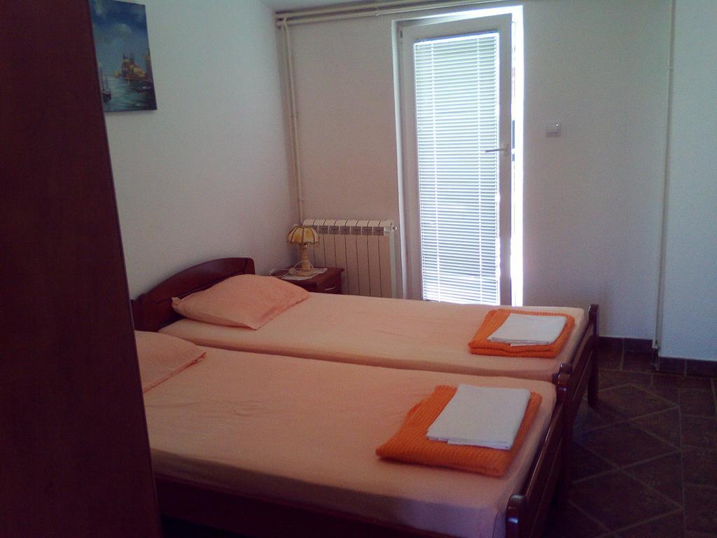 Apartments Mitrovic Podlicak สเวติ สเตฟาน ภายนอก รูปภาพ