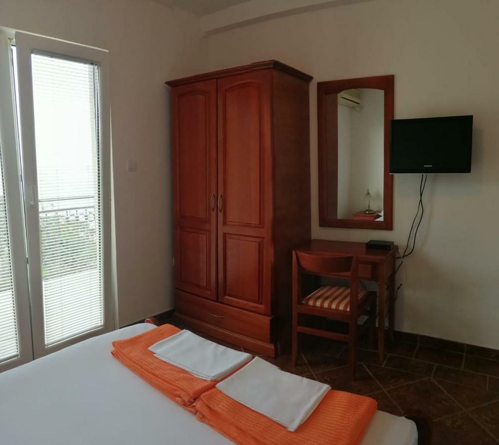 Apartments Mitrovic Podlicak สเวติ สเตฟาน ภายนอก รูปภาพ