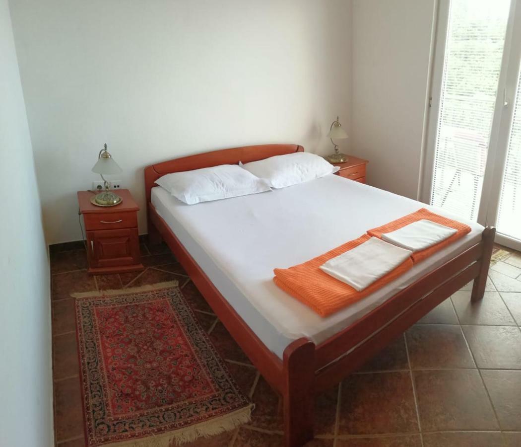 Apartments Mitrovic Podlicak สเวติ สเตฟาน ภายนอก รูปภาพ