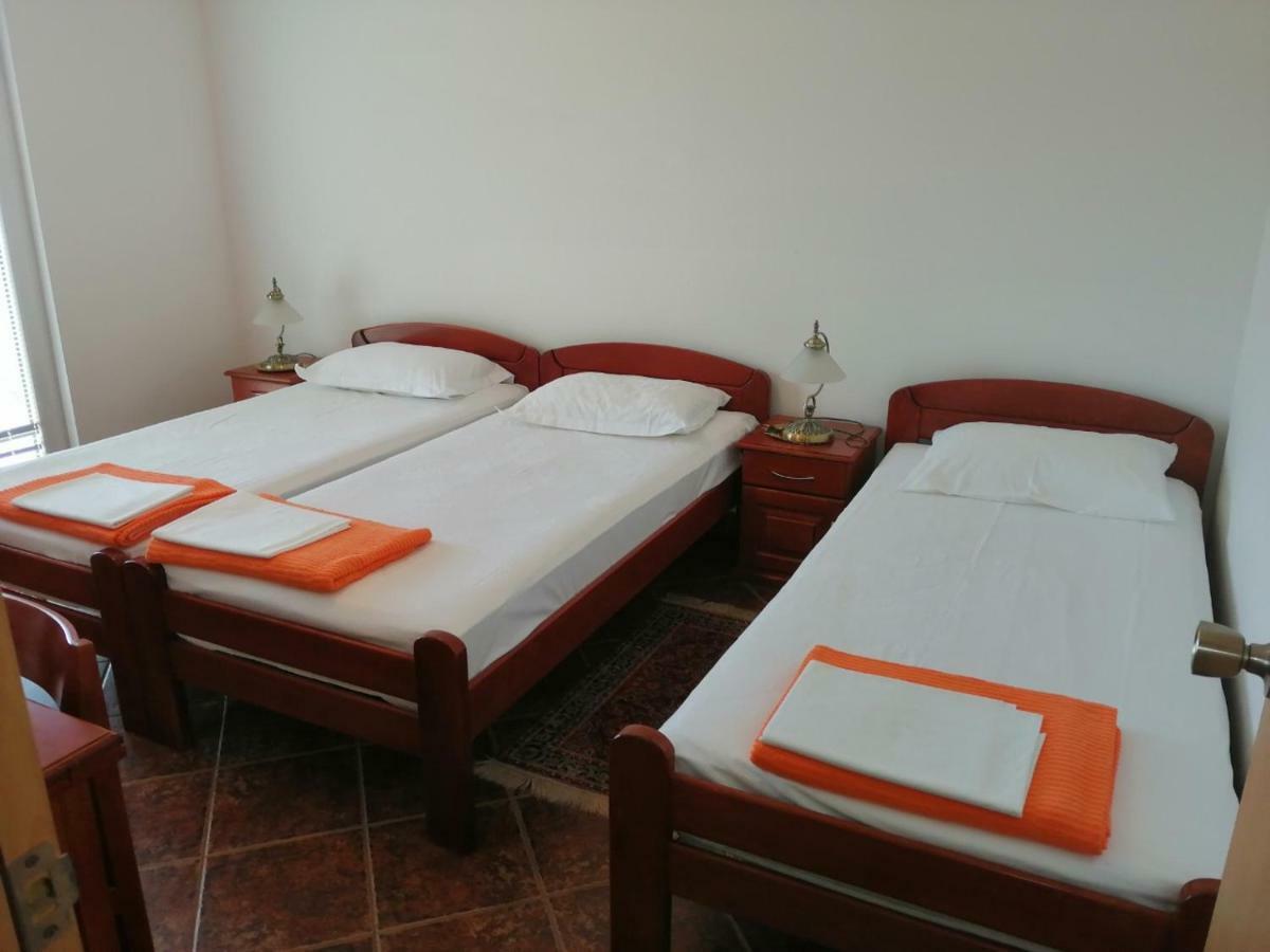 Apartments Mitrovic Podlicak สเวติ สเตฟาน ภายนอก รูปภาพ