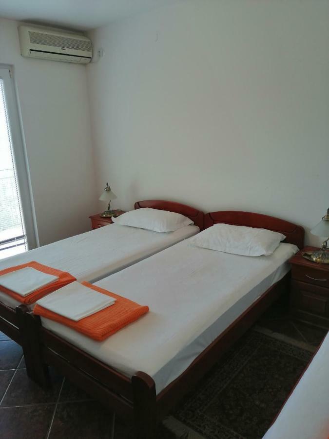 Apartments Mitrovic Podlicak สเวติ สเตฟาน ภายนอก รูปภาพ